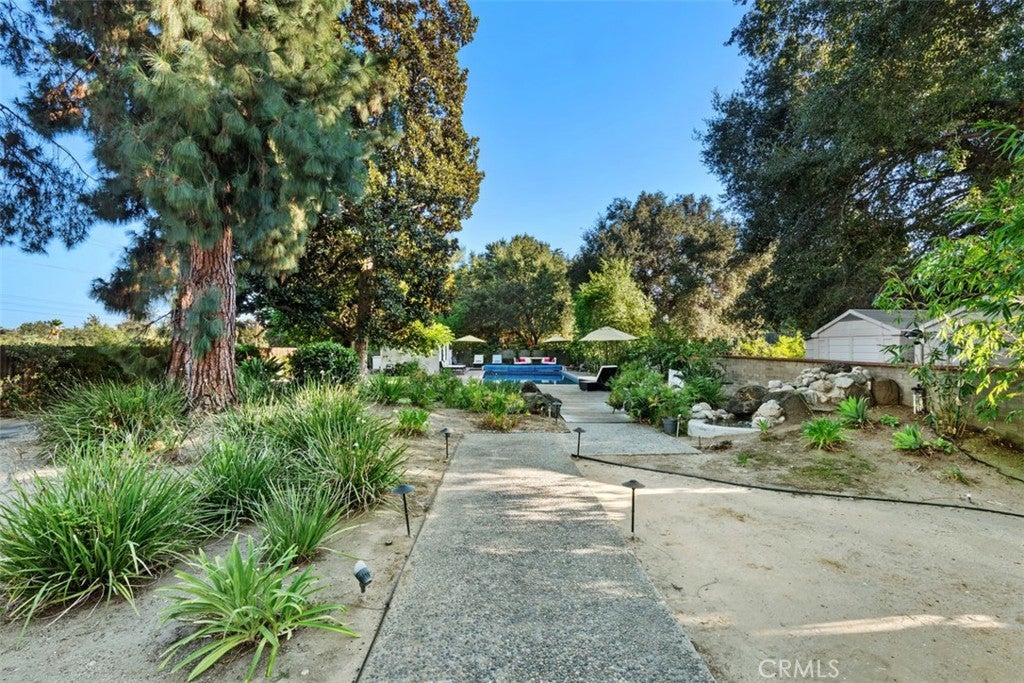 3216 San Pasqual Street