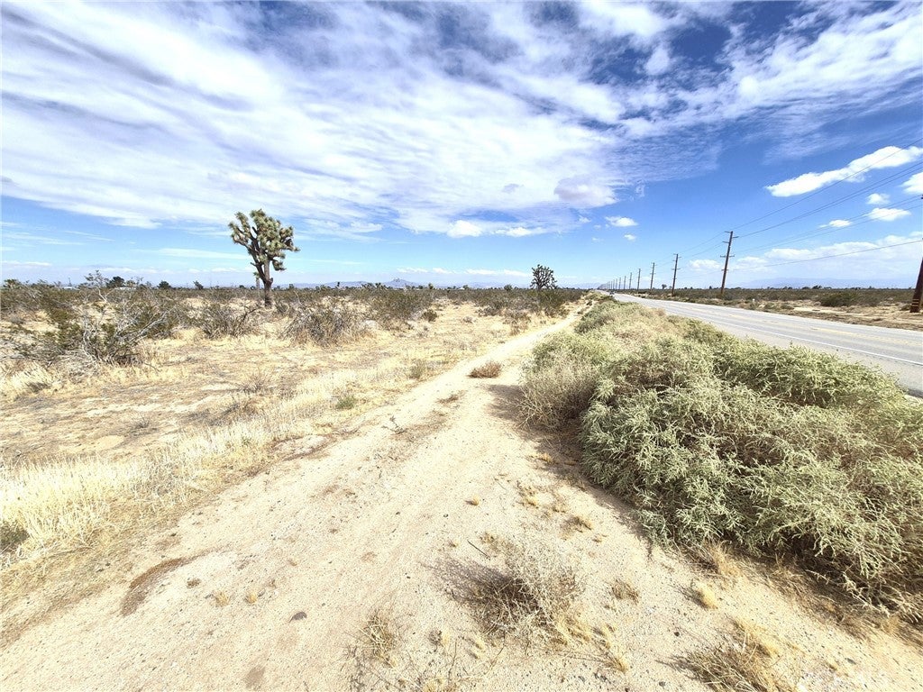 6692 Palmdale Road