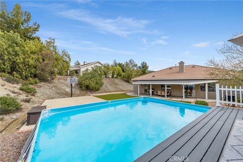 Photo of 34423 Desert Rd, Acton, CA 93510 (MLS # SR26032109)