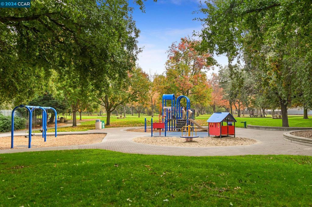 WALNUT CREEK - Residential