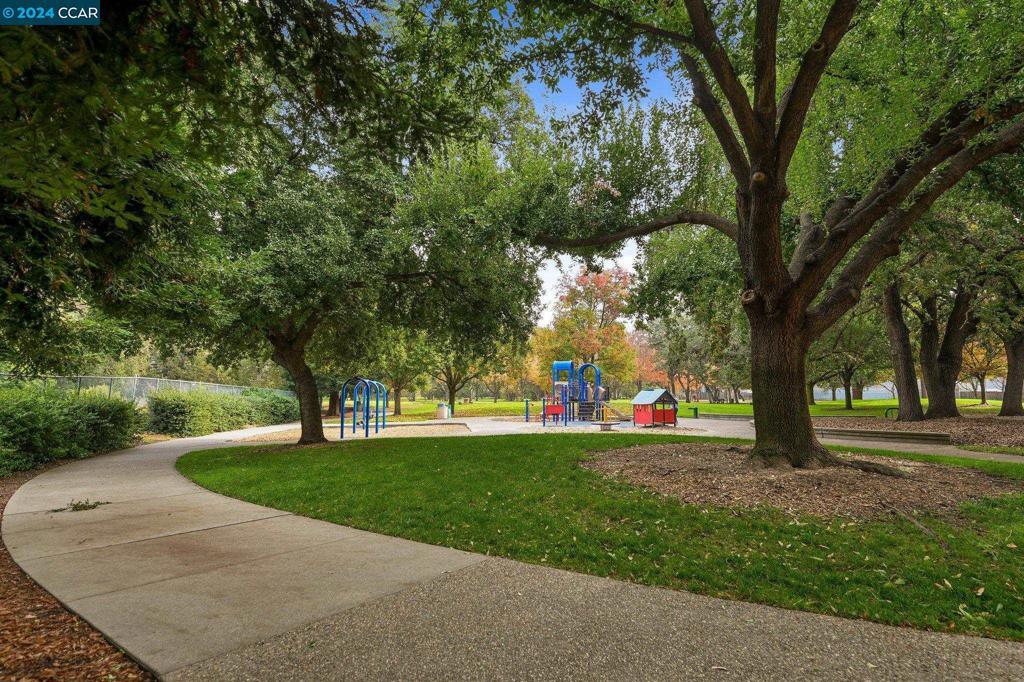 WALNUT CREEK - Residential