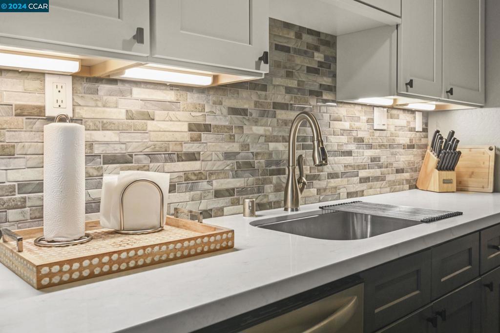 WALNUT CREEK - Residential