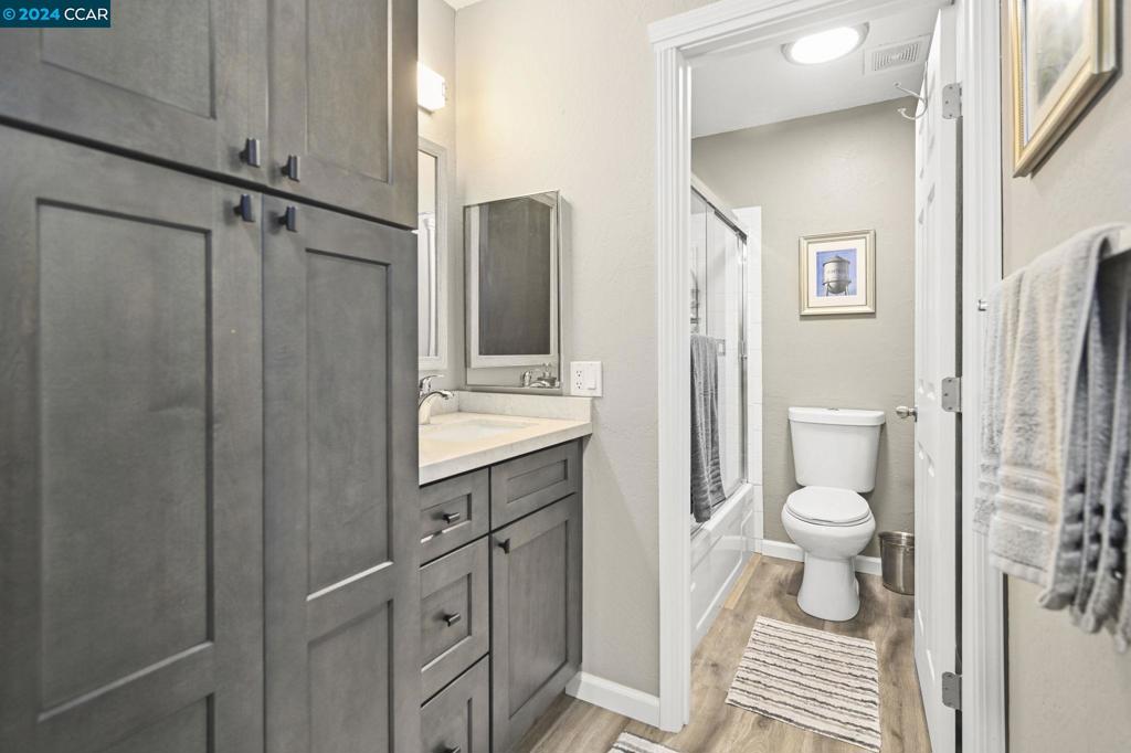 WALNUT CREEK - Residential