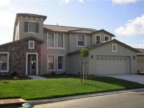 Photo of 15220 Torrey Pines Circle, Chowchilla, CA 93610 (MLS # ML82045132)