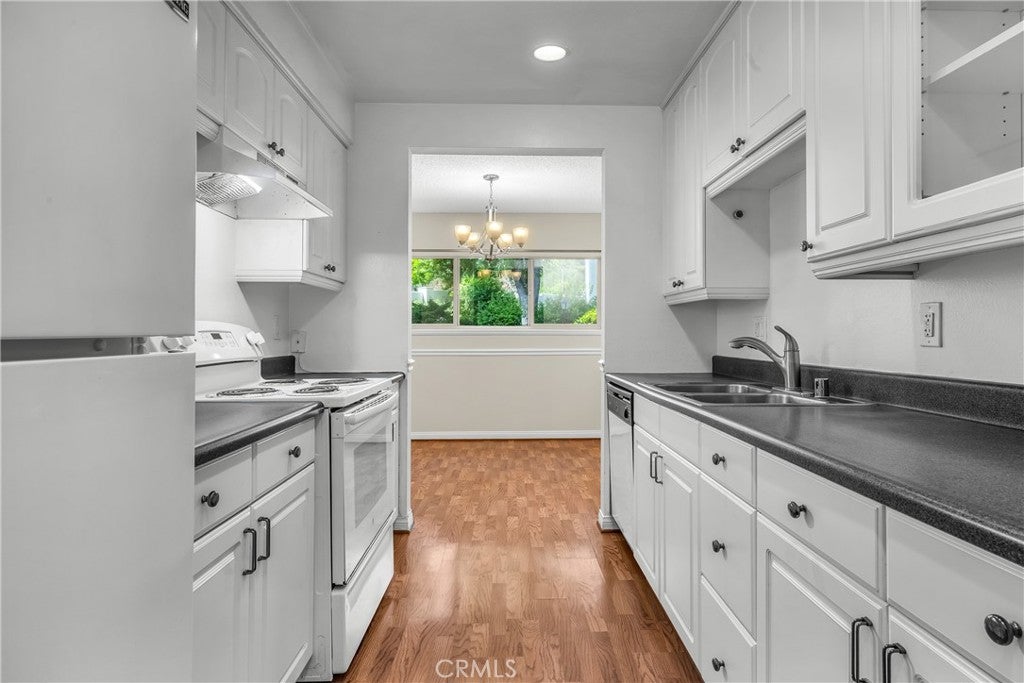 23675 Park Capri