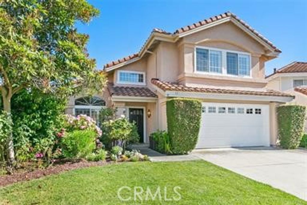 Photo of 12 Danta, Rancho Santa Margarita, CA 92688 (MLS # SR26095777)