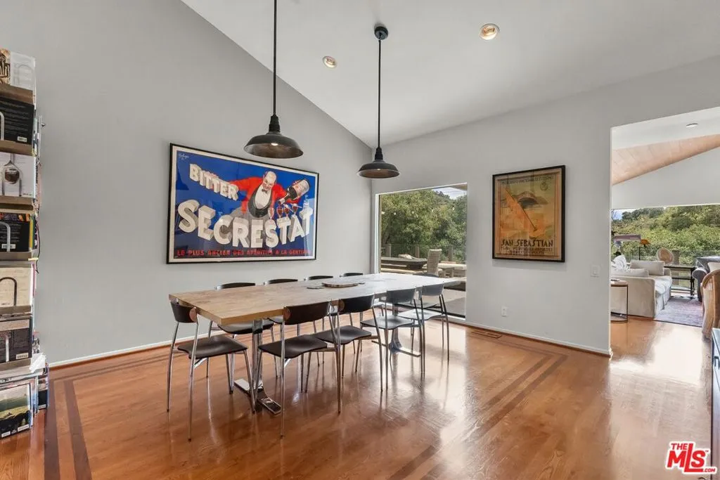 Goleta, California 93117, United States, 5 Bedrooms Bedrooms, ,5 BathroomsBathrooms,Residential,Active,176417