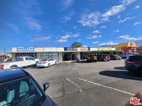 Photo of 34838 Yucaipa Boulevard, Yucaipa, CA 92399 (MLS # 25620397)