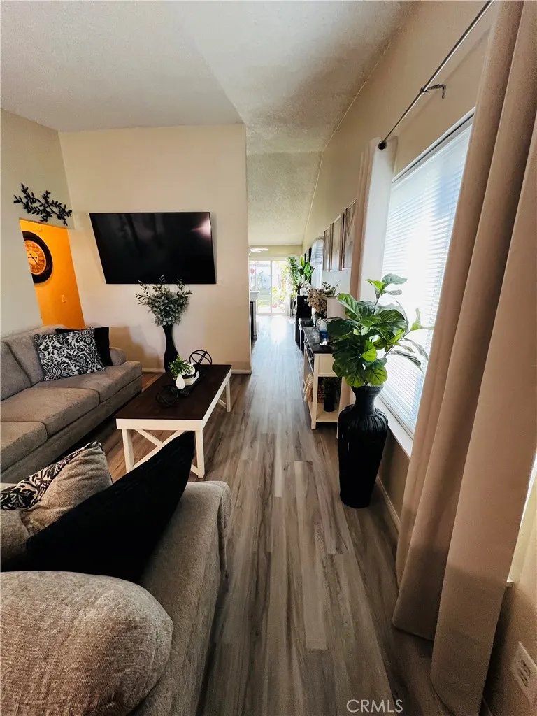 Moreno Valley, California 92557, United States, 3 Bedrooms Bedrooms, ,2 BathroomsBathrooms,Residential,Active,167049