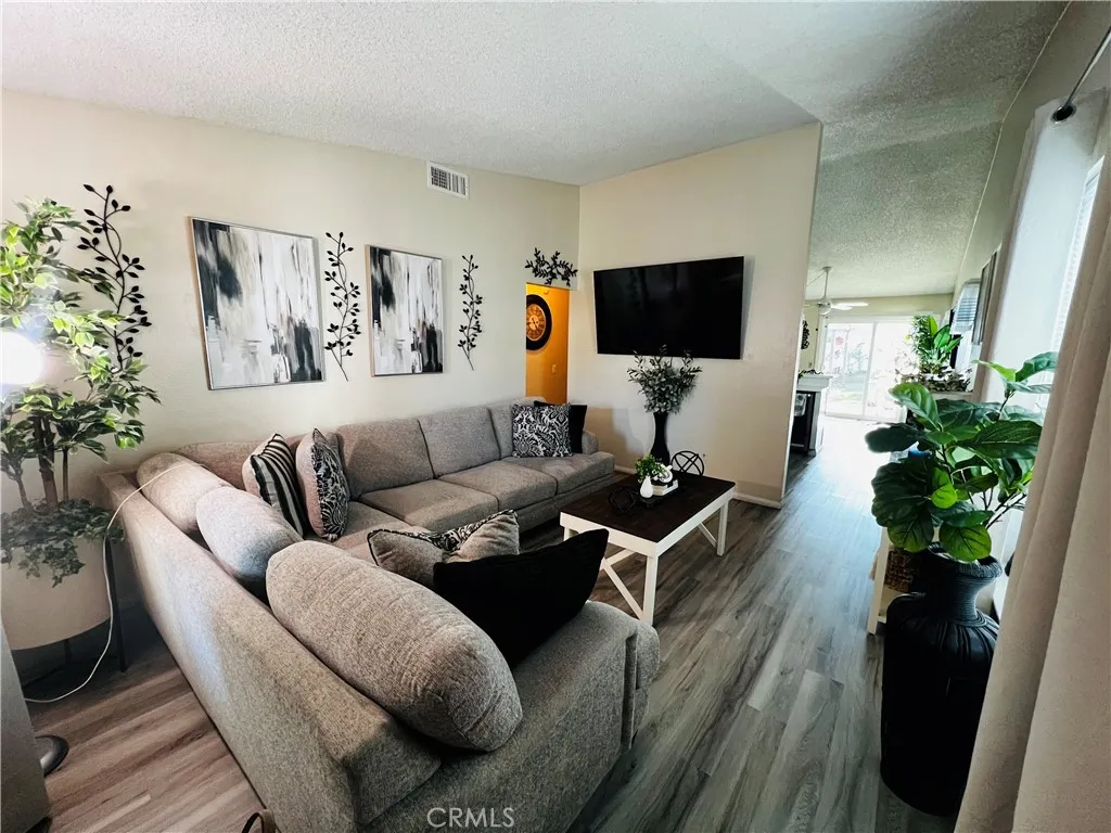 Moreno Valley, California 92557, United States, 3 Bedrooms Bedrooms, ,2 BathroomsBathrooms,Residential,Active,167049