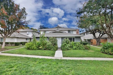 Photo of 5480 Tradewinds Walkway #1, San Jose, CA 95123 (MLS # ML82028159)