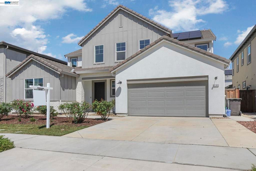 Photo of 3195 Paxton St St, Lathrop, CA 95330 (MLS # 41130121)
