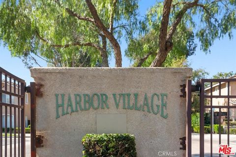 Photo of 1050 Harbor Heights #I, Harbor City, CA 90710 (MLS # PV25269734)
