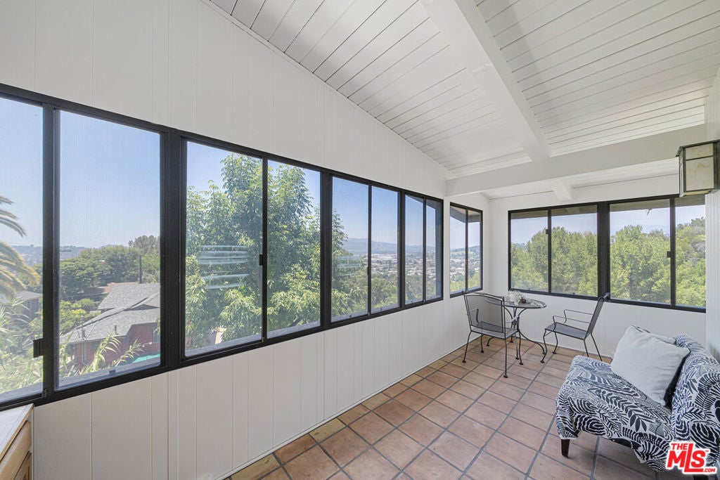 3543 Lavell Drive