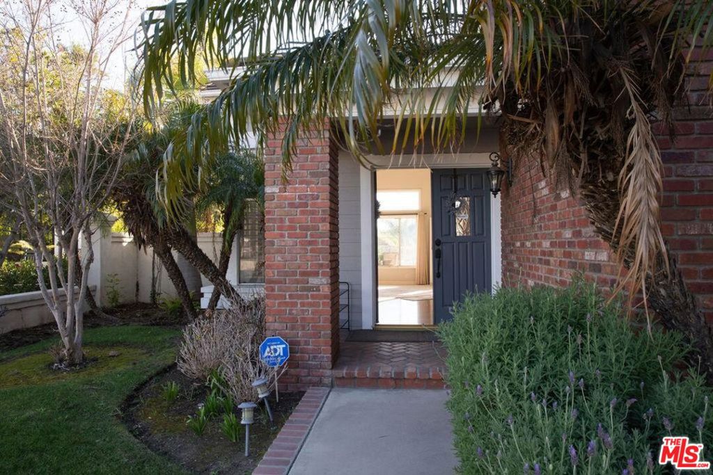 775 S Dove Tree Lane