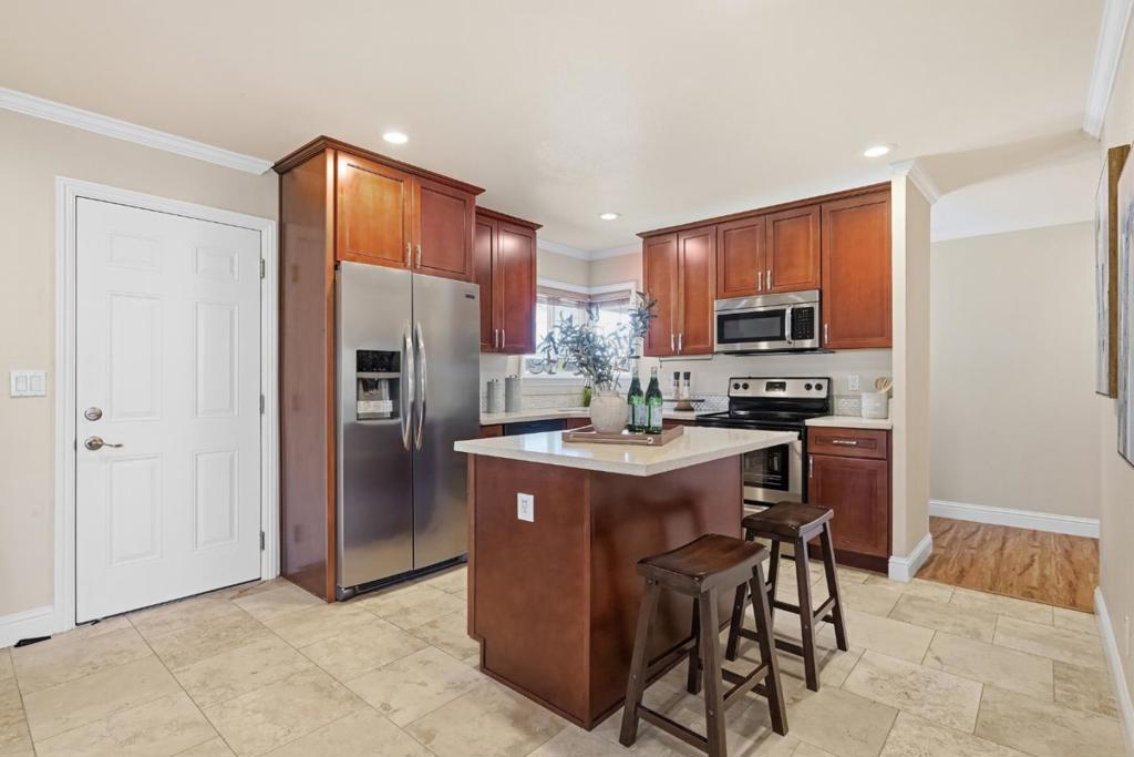 35421 Cleremont Drive