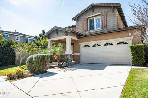 Photo of 372 Infinidad Street, Oxnard, CA 93030 (MLS # V1-37833)