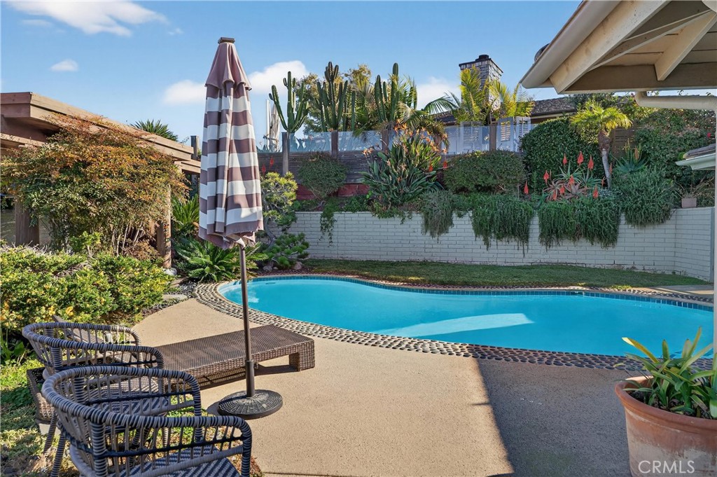 1289 Skyline Drive, Laguna Beach CA 92651 - Photo 54