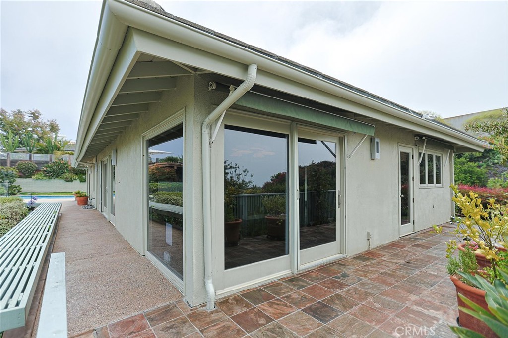 1289 Skyline Drive, Laguna Beach CA 92651 - Photo 52