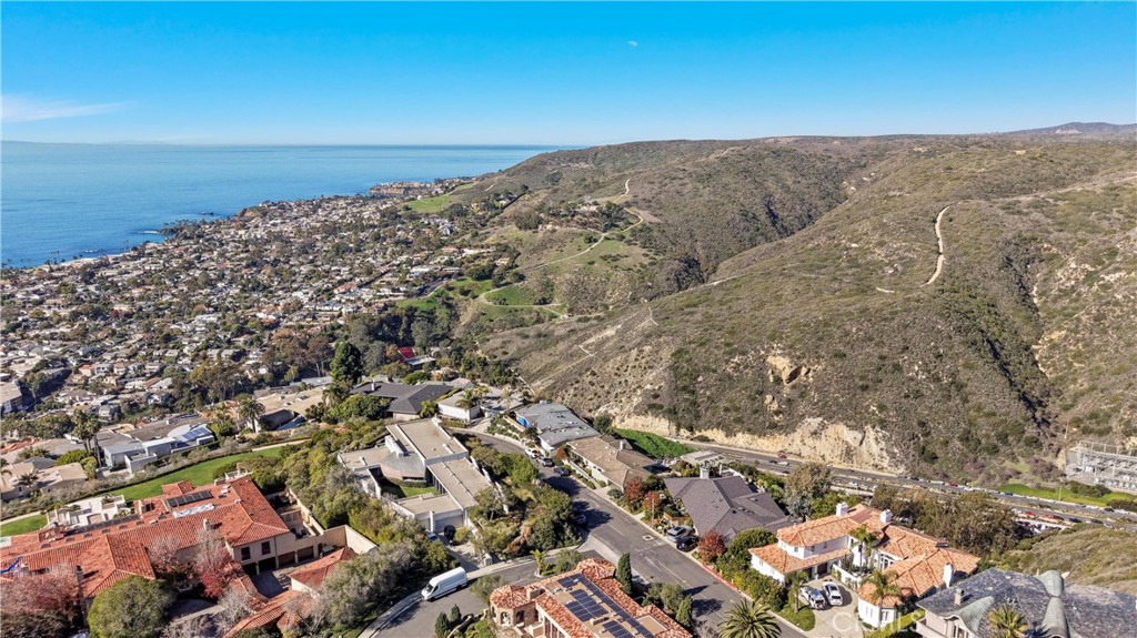 1289 Skyline Drive, Laguna Beach CA 92651 - Photo 70