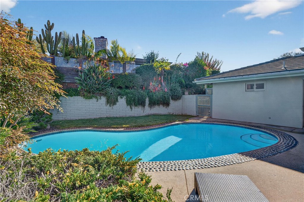 1289 Skyline Drive, Laguna Beach CA 92651 - Photo 55