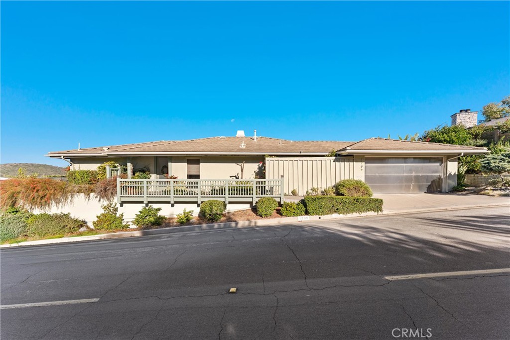 1289 Skyline Drive