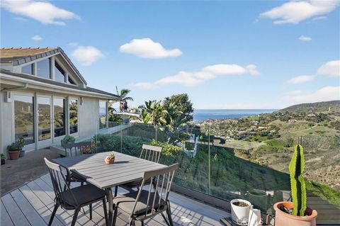 Tiny photo for 1289 Skyline Drive, Laguna Beach, CA 92651 (MLS # OC25274509)
