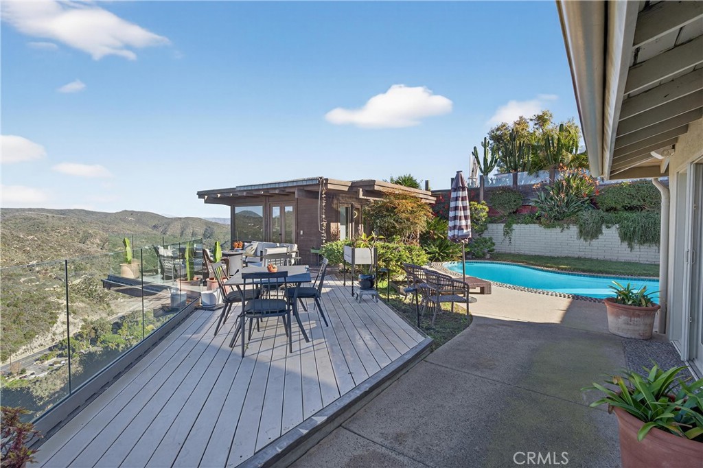 1289 Skyline Drive, Laguna Beach CA 92651 - Photo 36