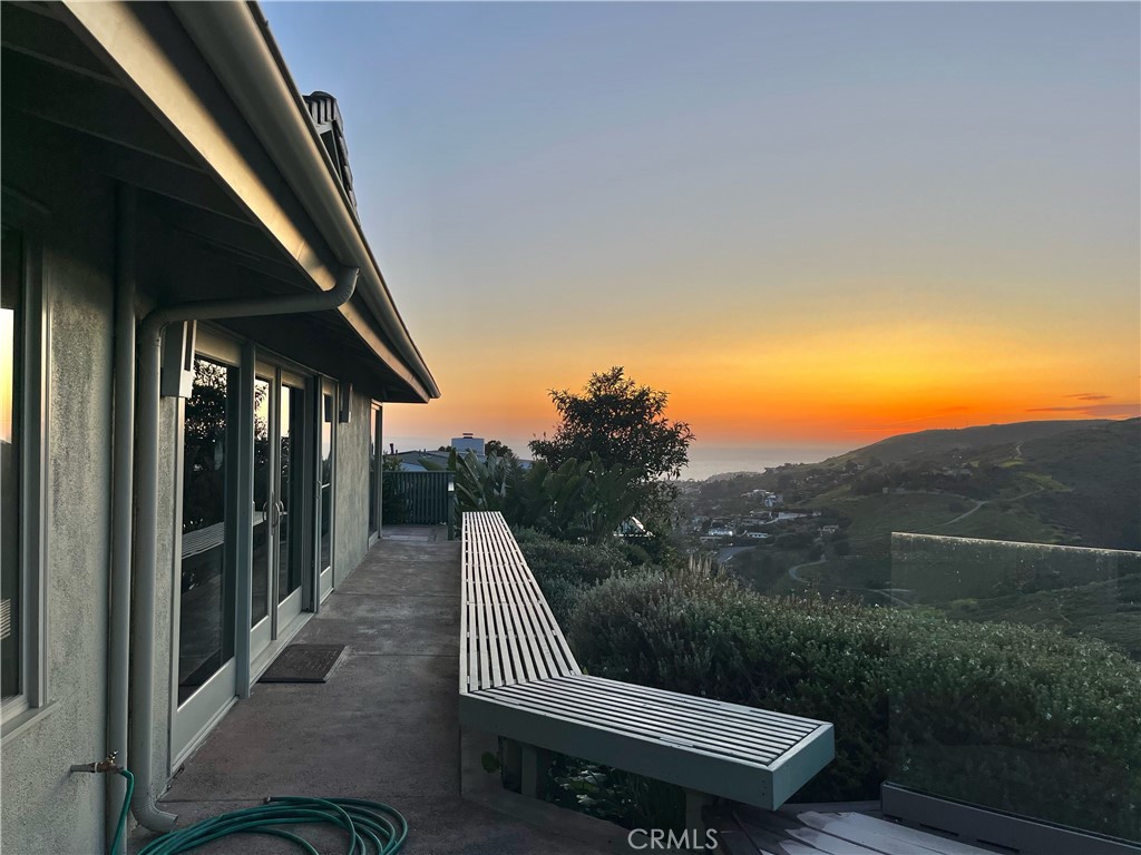 1289 Skyline Drive, Laguna Beach CA 92651 - Photo 9