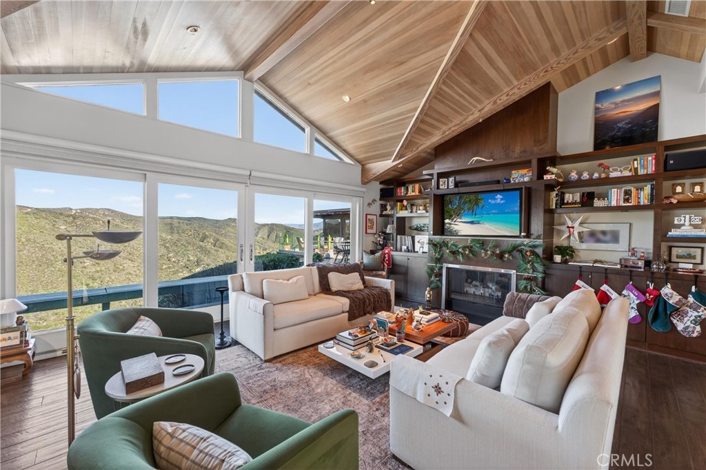 1289 Skyline Drive, Laguna Beach CA 92651 - Photo 11