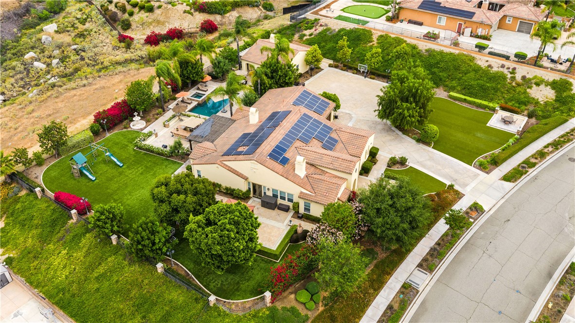 689 Crystal Mountain