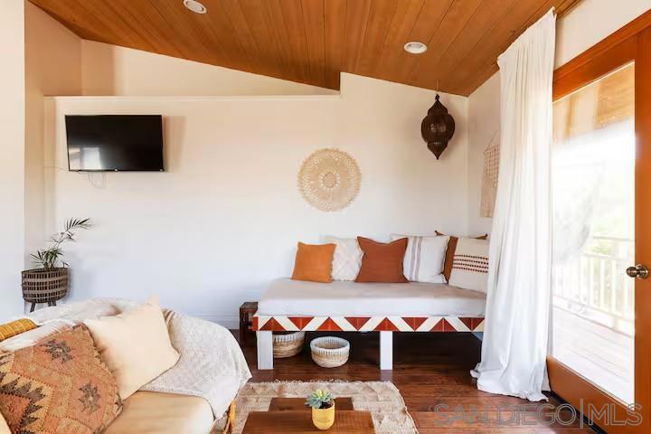 Encinitas - Residential Lease