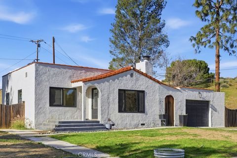 Photo of 16070 Baker Canyon Rd, Canyon Country, CA 91390 (MLS # CV26079104)