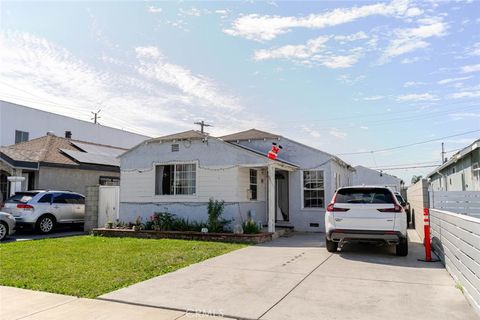 Photo of 4814 W 131st Street, Hawthorne, CA 90250 (MLS # SR26074449)