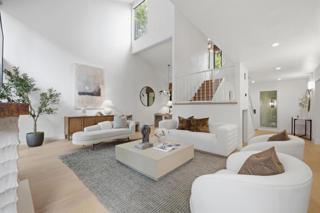 37 Baywood Avenue