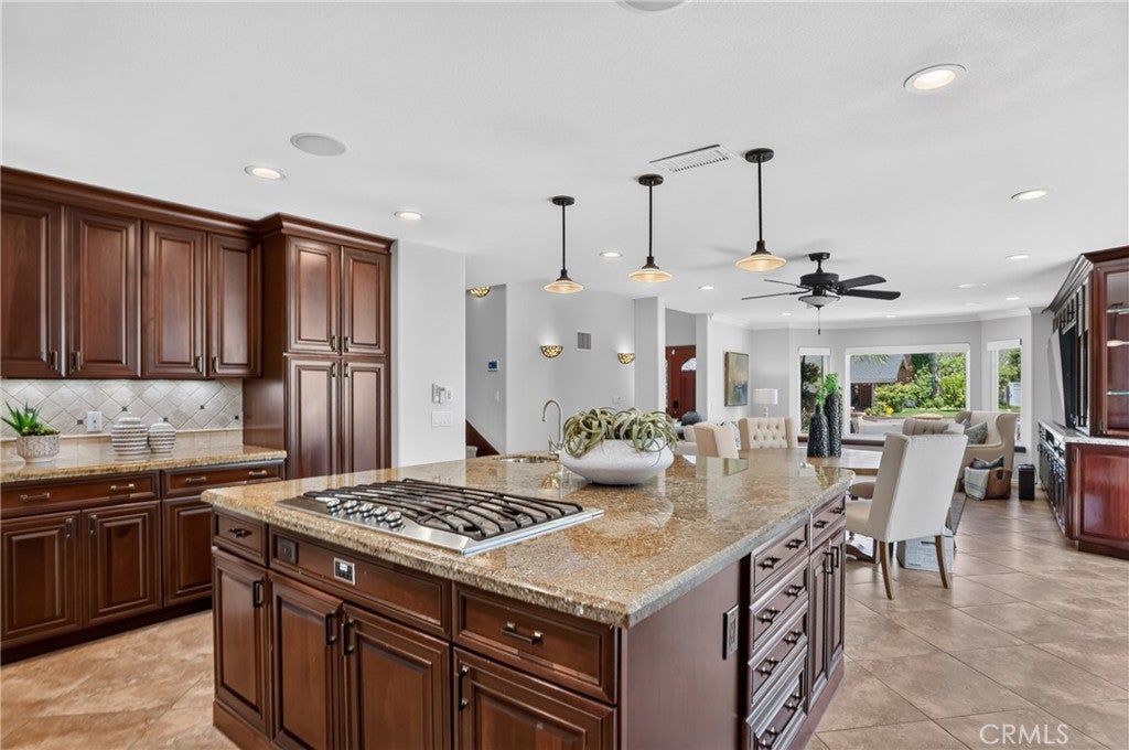 8592 Whitesails, Huntington Beach CA 92646 - Photo 12