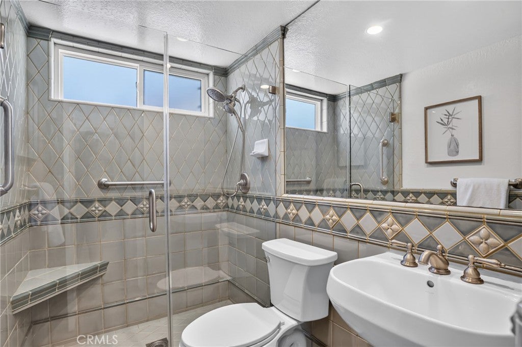 8592 Whitesails, Huntington Beach CA 92646 - Photo 16