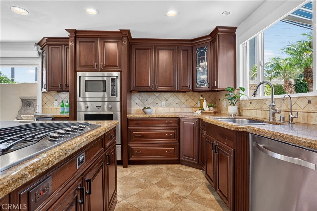8592 Whitesails, Huntington Beach CA 92646 - Photo 13