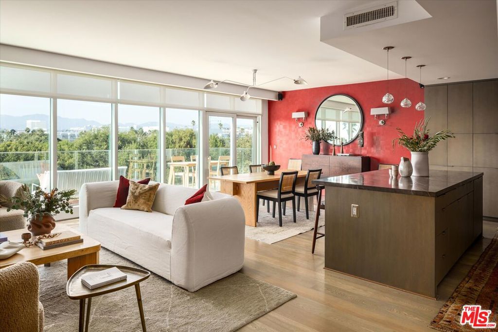 1705 Ocean Ave 504