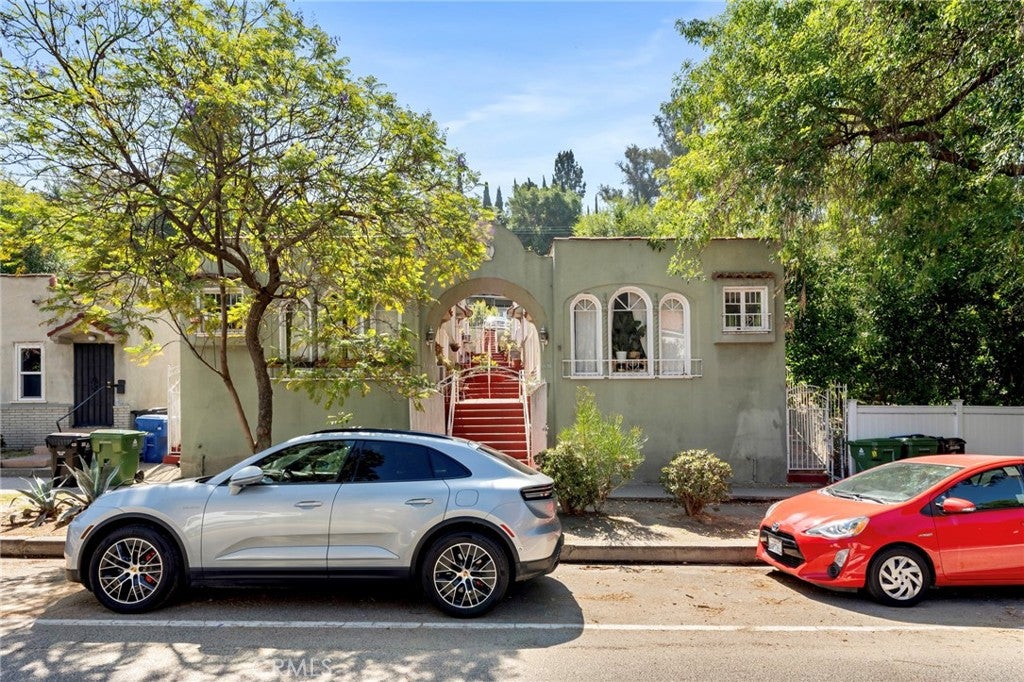 15361538 Silver Lake