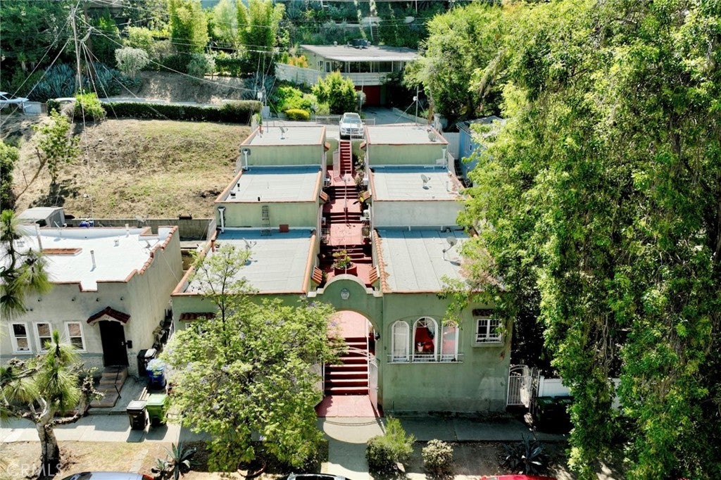 15361538 Silver Lake