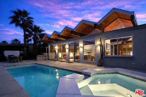 1732 Royal Palm Court Palm Springs CA 92262