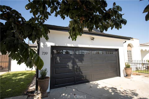 Photo of 739 E 67th ST, Inglewood, CA 90302 (MLS # SB26119378)