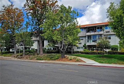 MLS: OC26069821