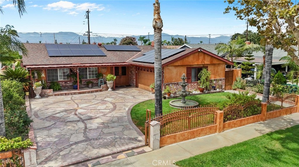 1023 Guinea DR