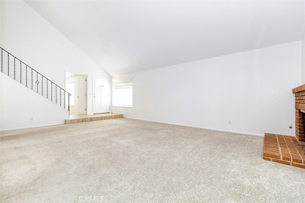 Valencia Racquet Club (VLRQ) - Residential Lease