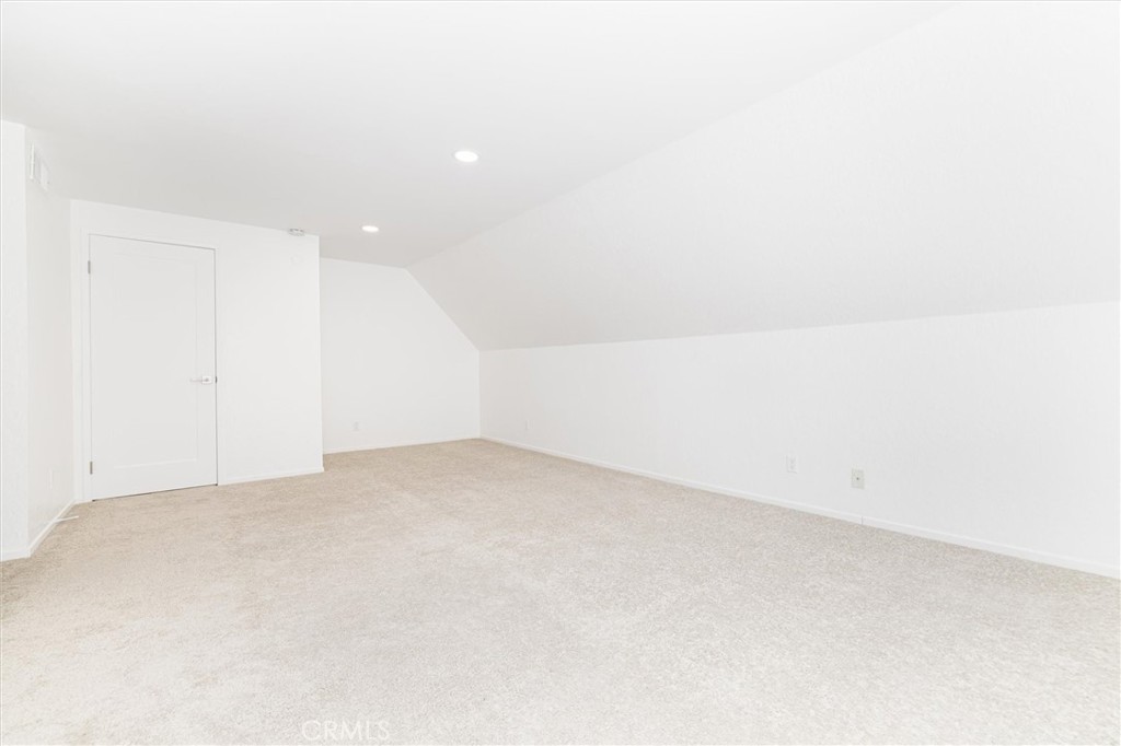 Valencia Racquet Club (VLRQ) - Residential Lease