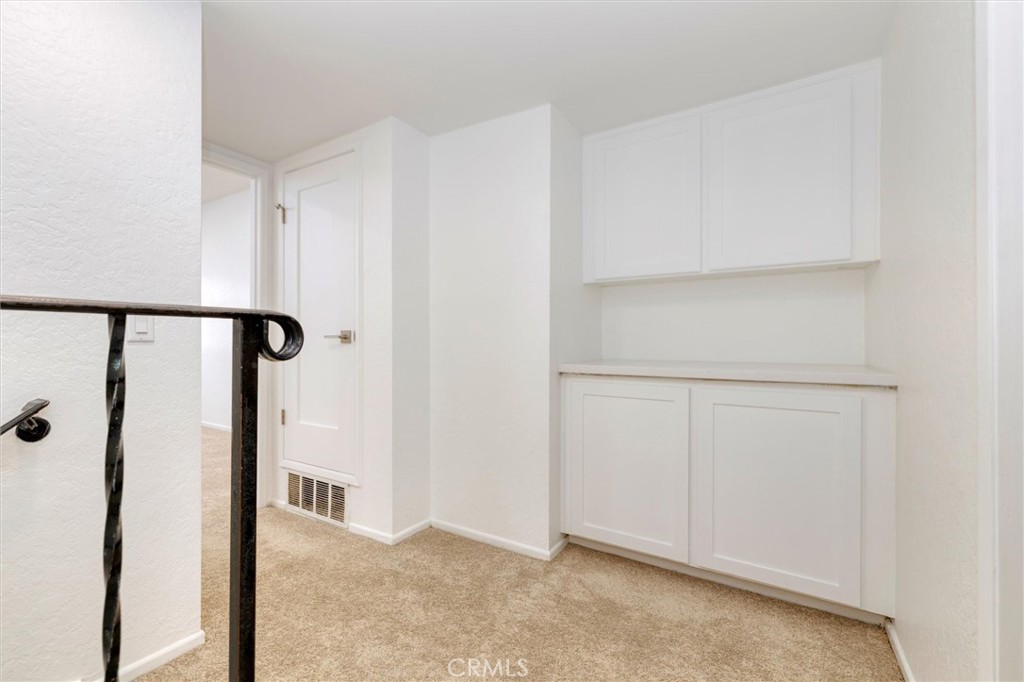 Valencia Racquet Club (VLRQ) - Residential Lease