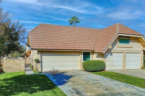 Photo of 27139 Rio Prado Dr, Valencia, CA 91354 (MLS # SR25263461)