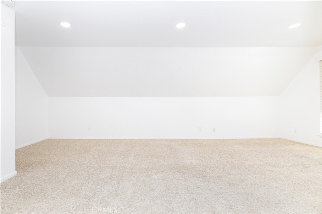 Valencia Racquet Club (VLRQ) - Residential Lease